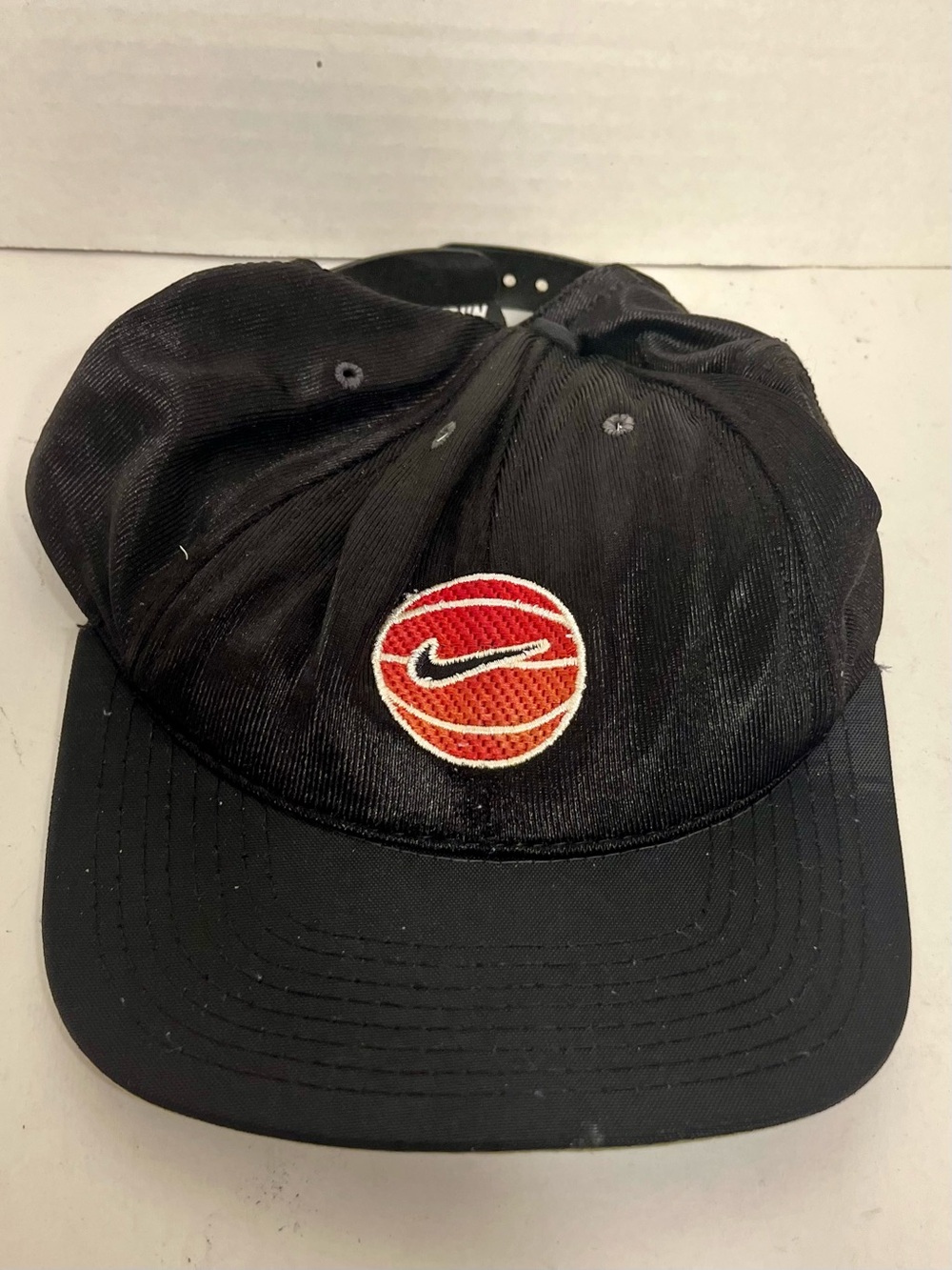 Men's Nike Black Snapback Hat/Cap w/Orange Basketball Nike Swoosh Logo (OS)